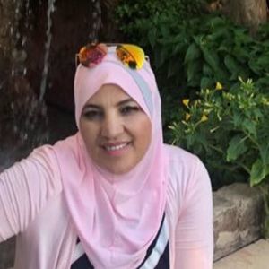 Meet your Posher, Nawal